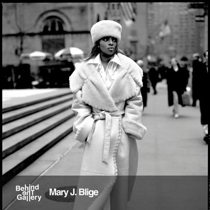 Mary-J.-Blige behindthegallery