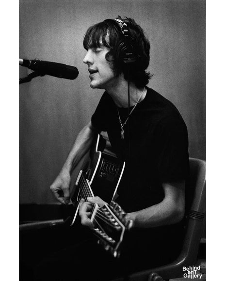 Richard Ashcroft, Sony Studios 2 — The Verve, 1997, photographed by Chris Floyd | Behind The Gallery