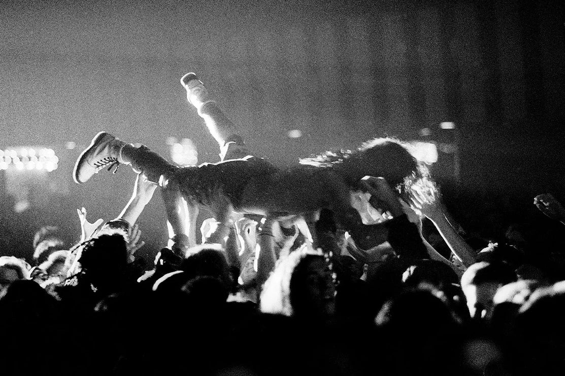 EDDIE VEDDER STAGEDRIVE NYC Behind The Gallery behindthegallery