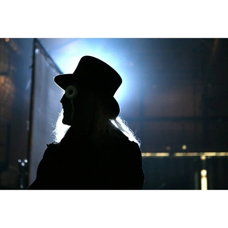 Hitcher Silho Behind The Gallery behindthegallery