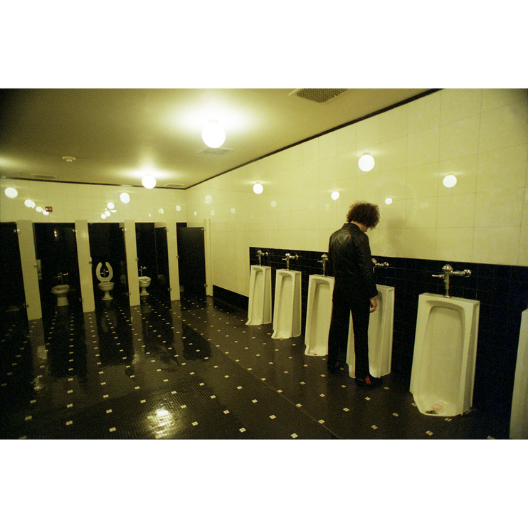 Albert Hammond Jr Radio City Hall Bathroom