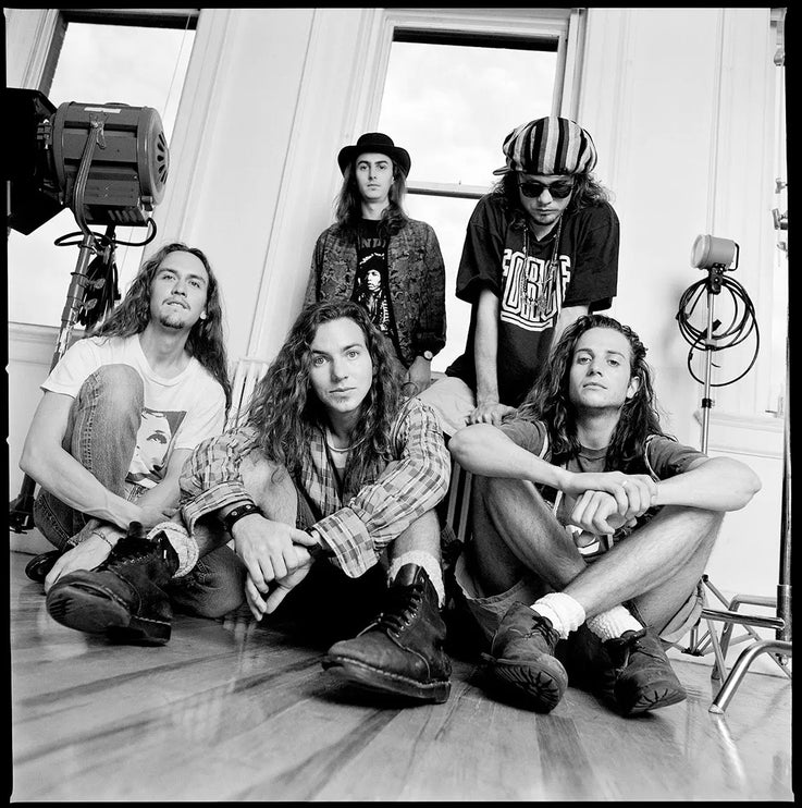 PEARL JAM HOUSE Behind The Gallery behindthegallery