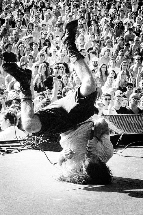 EDDIE VEDDER LOLLAPALOOZA LIVE 2 Behind The Gallery behindthegallery