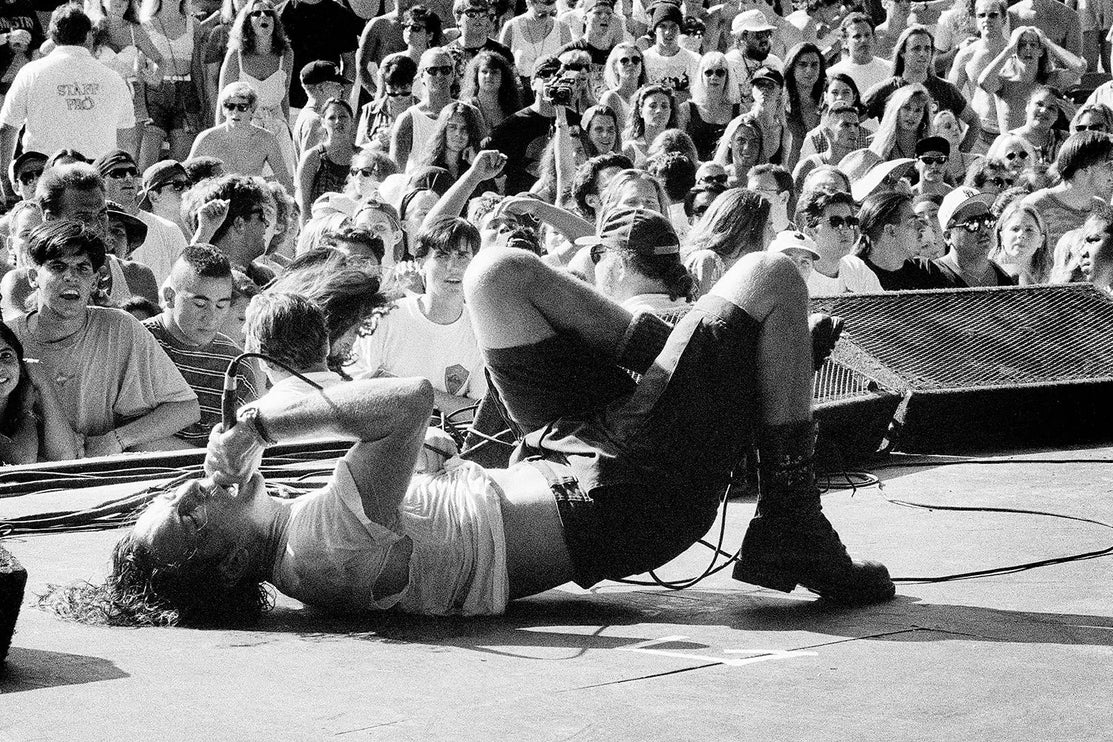 EDDIE VEDDER LOLLAPALOOZA LIVE 1 Behind The Gallery behindthegallery