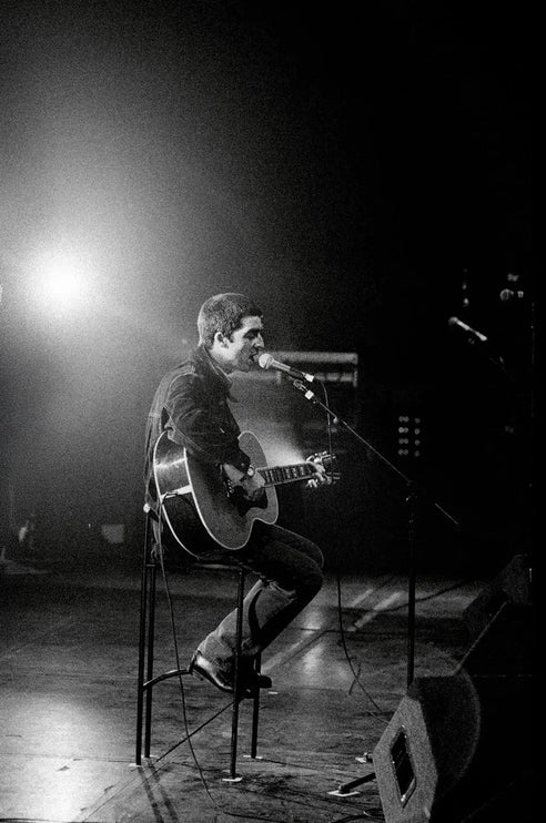 Noel Gallagher, Sound Check Brighton 94 Behind The Gallery behindthegallery