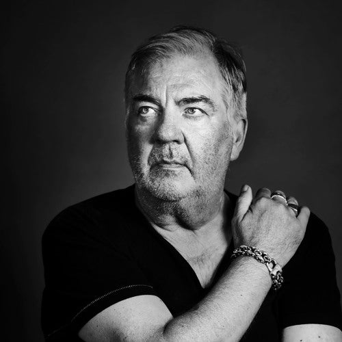 <strong>Kevin Cummins</strong>