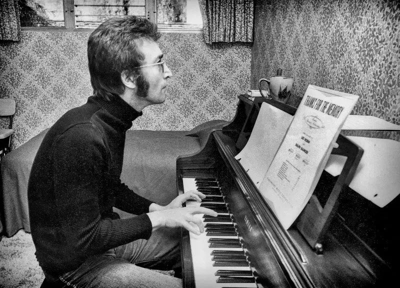 John Lennon Playing The Piano, Beverly Hills 1973, Michael Brennan