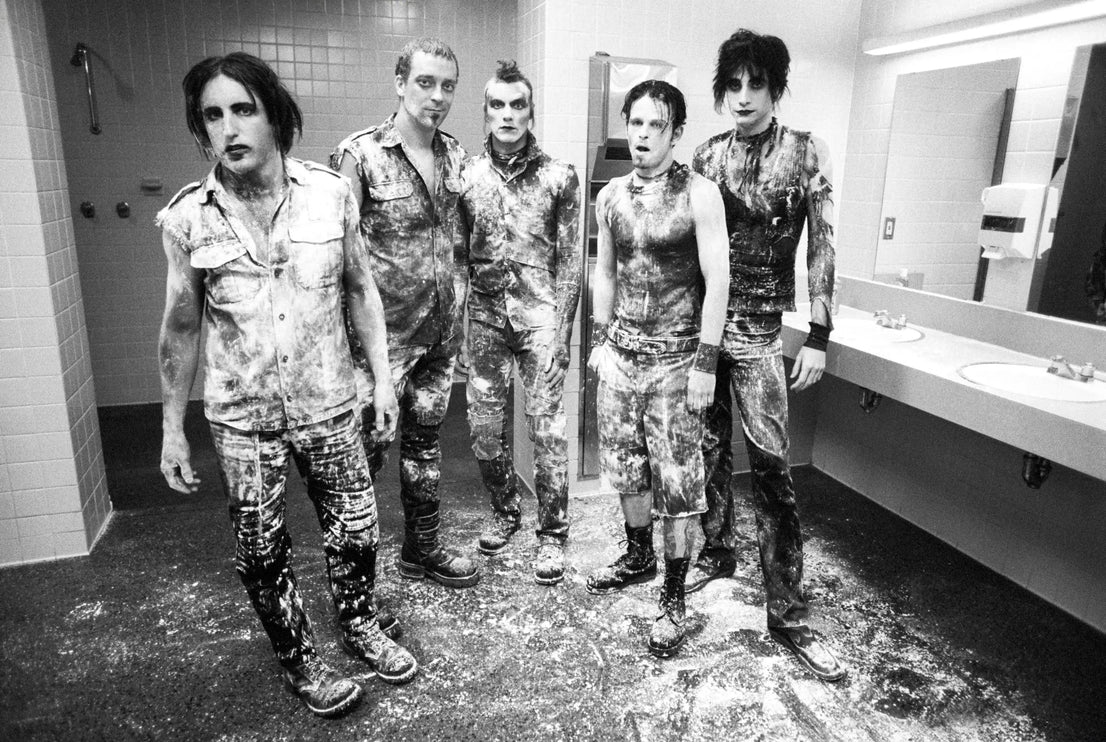 Nine Inch Nails - Houston, 2000, 30 Collection Behind The Gallery behindthegallery