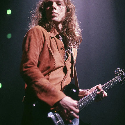 Rich Robinson — The Black Crowes, photographed by Ross Halfin | Behind The Gallery