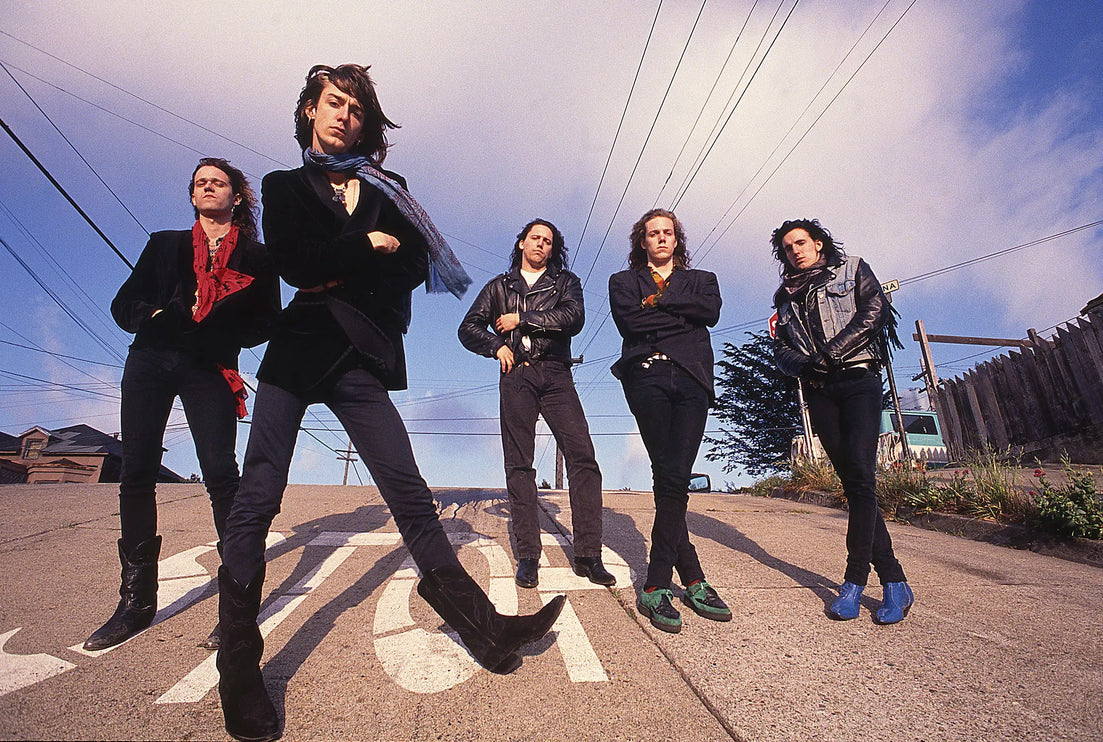Black Crowes – San Francisco — The Black Crowes, 1992, photographed by Ross Halfin | Behind The Gallery