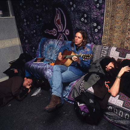 Sleeping Beauties — The Black Crowes, photographed by Ross Halfin | Behind The Gallery