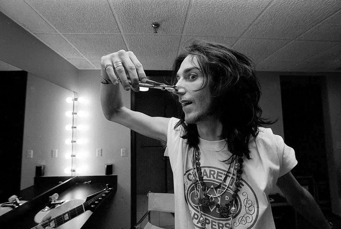 Chris Robinson — The Black Crowes, photographed by Ross Halfin | Behind The Gallery