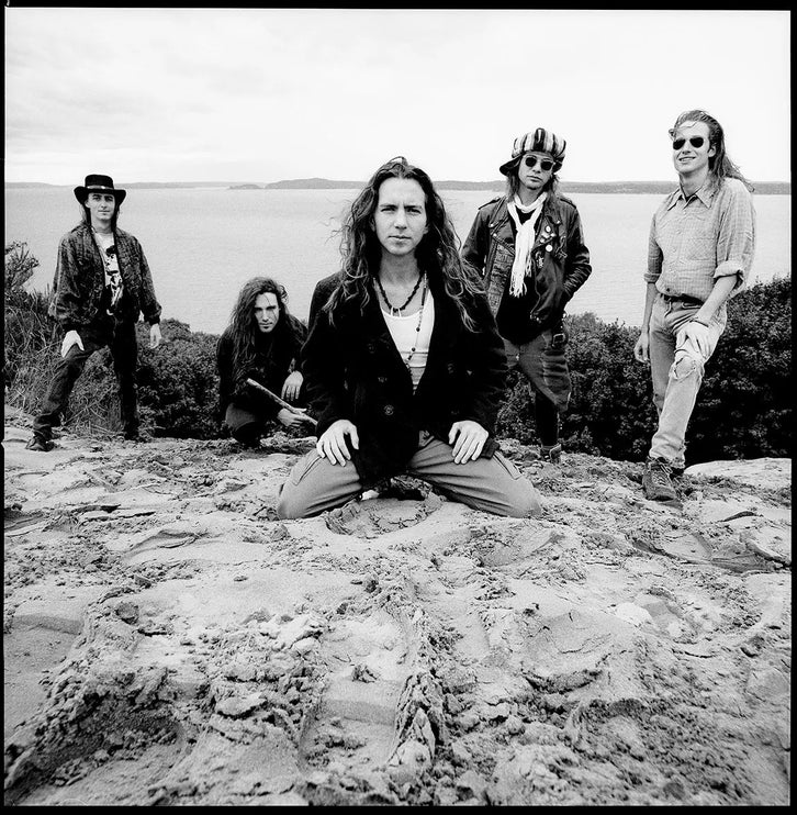 PEARL JAM BEACH Behind The Gallery behindthegallery