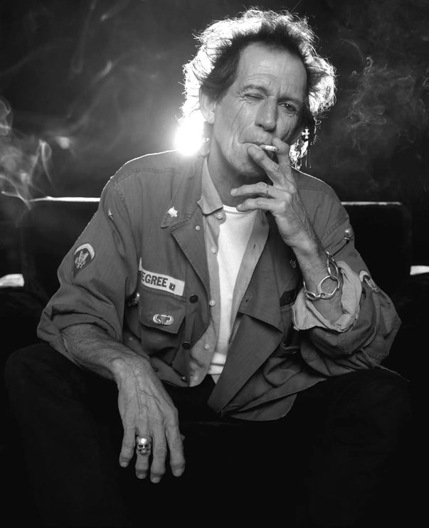 Keith Richards Rolling Stones Backstage — 2003, photographed by Scarlet Page | Behind The Gallery
