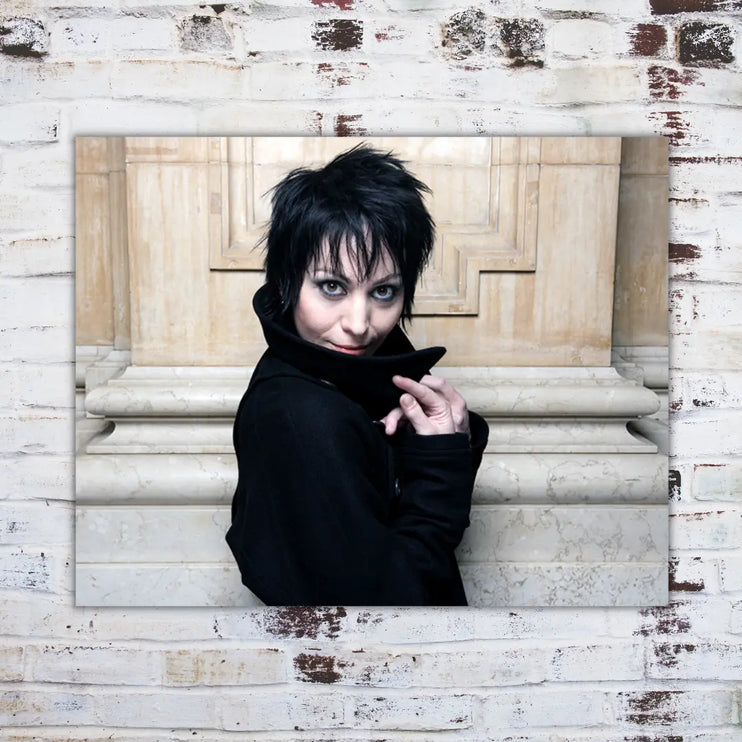 JOAN JETT Behind The Gallery behindthegallery