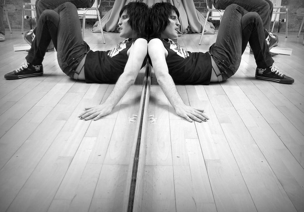 Noel Reflects Behind The Gallery behindthegallery