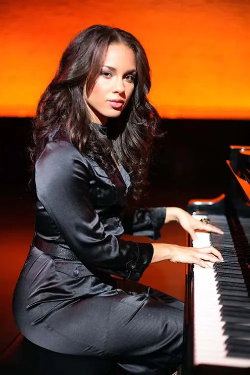 ALICIA KEYS behindthegallery behindthegallery