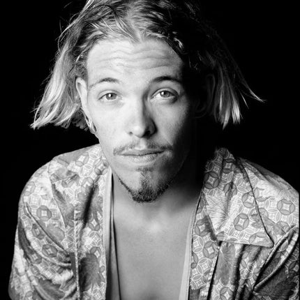 Taylor Hawkins Behind The Gallery behindthegallery